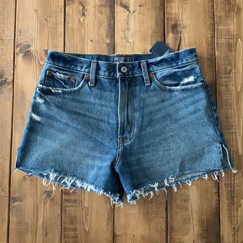 Abercrombie & Fitch Annie High Rise Shorts